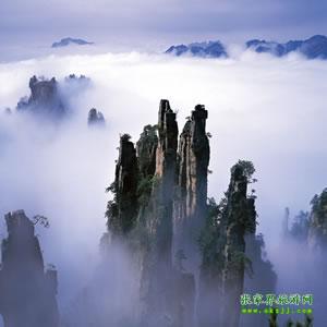 暑期夏令營(yíng)湘西精華旅游線路：長(zhǎng)沙、韶山、張家界、鳳凰純玩8日游